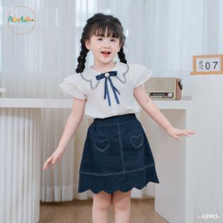 Áo sơ mi trắng cổ sen, chân váy bò ALBERKIDS thêu kèm nơ ngọc cho bé gái 5-12 tuổi A0903-A0758