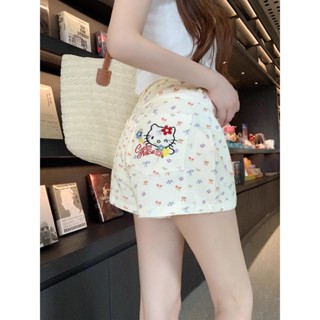 Quần Short Nữ Kitty Denim Mới Nhất 2025 Thời Trang Mùa Hè Cao Cấp