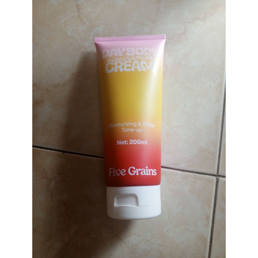 (Pass) Kem nâng tone body Five Grains 200ml