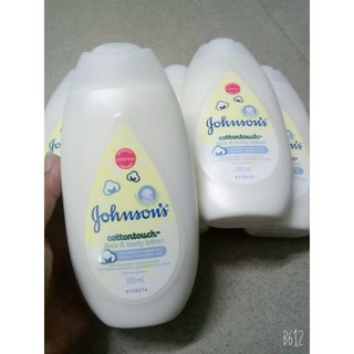Sữa dưỡng thể Johnson's Milk & Rice lotion 200ml
