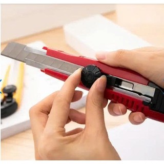Dao rọc giấy lớn Deli 2043