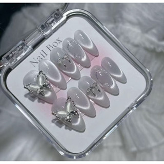 Nailbox thiết kế - Móng tay giả sơn mắt mèo ánh trăng tiểu thư sang chảnh đính charm xinh