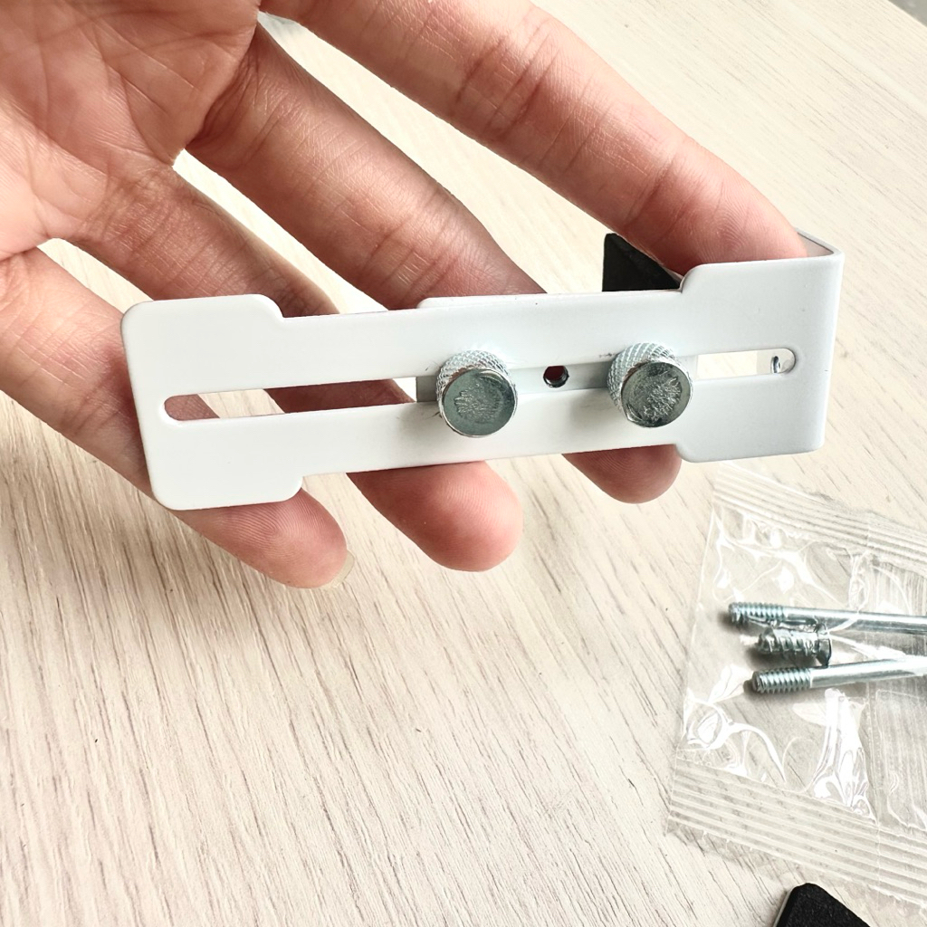 Giá đỡ card màn hình , Giá đỡ Card VGA máy tính , chất liệu kim loại , có thể điều chỉnh kích thước linh hoạt