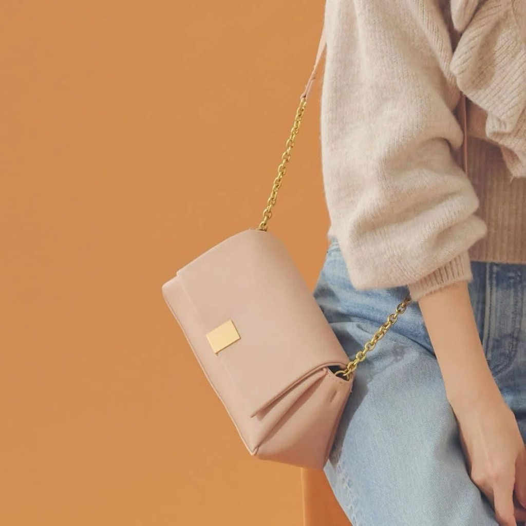 Túi Mango auth giá sale