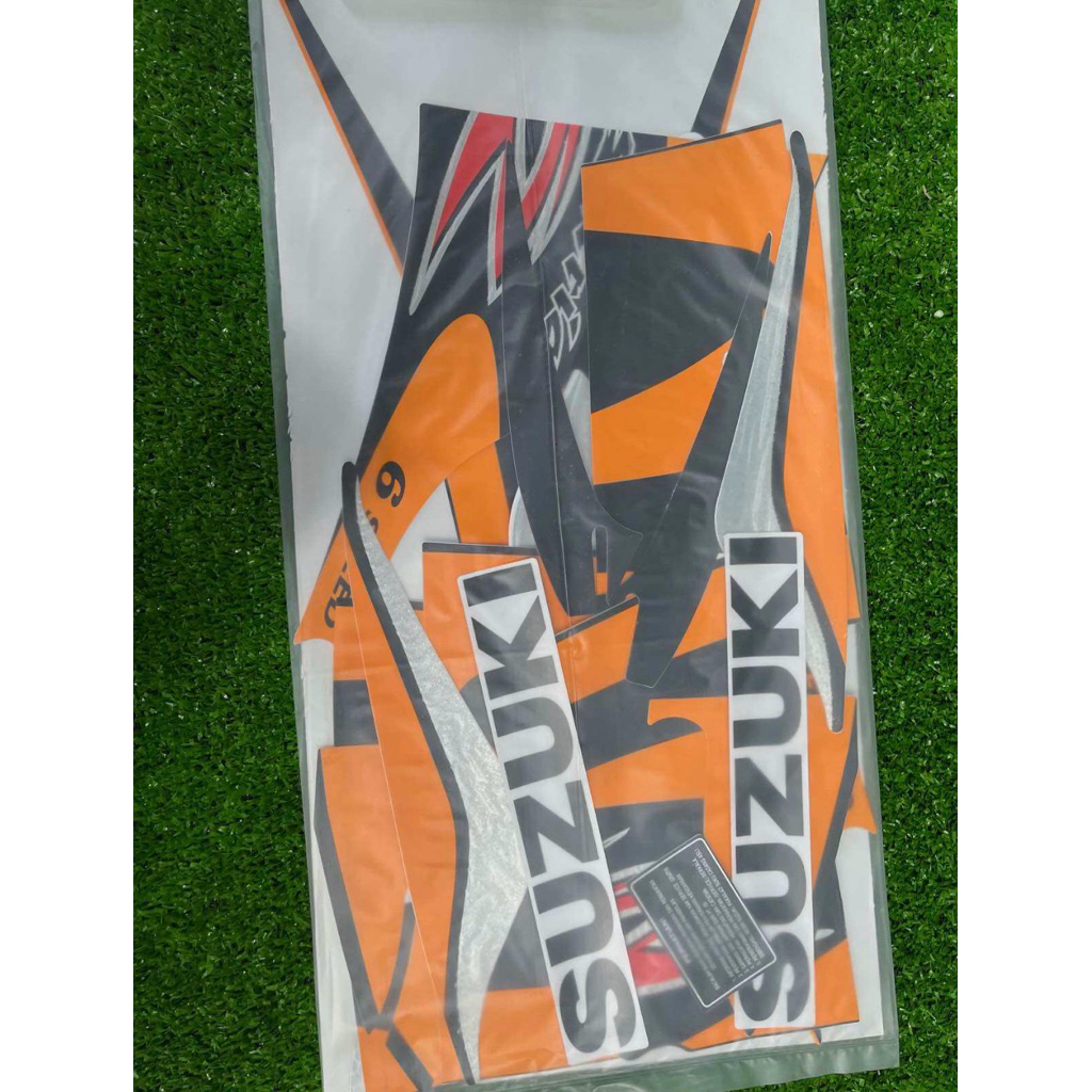 Tem Satria 2000 cam đen