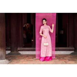 Áo dài Lamia Design AD158 chất liệu lụa gấm họa tiết hoa tinh xảo phom dáng tà ngắn màu hồng phấn trẻ trung, sang trọng
