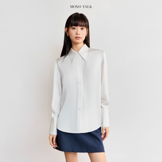  Áo sơ mi form gọn MONO TALK cổ nhọn chất liệu lụa mềm mát chống nhăn MFOT25Y-T10011FT 