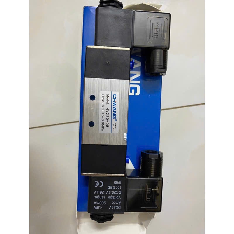 Van điện từ 2 đầu 5 cửa 4V220-08 24VDC
