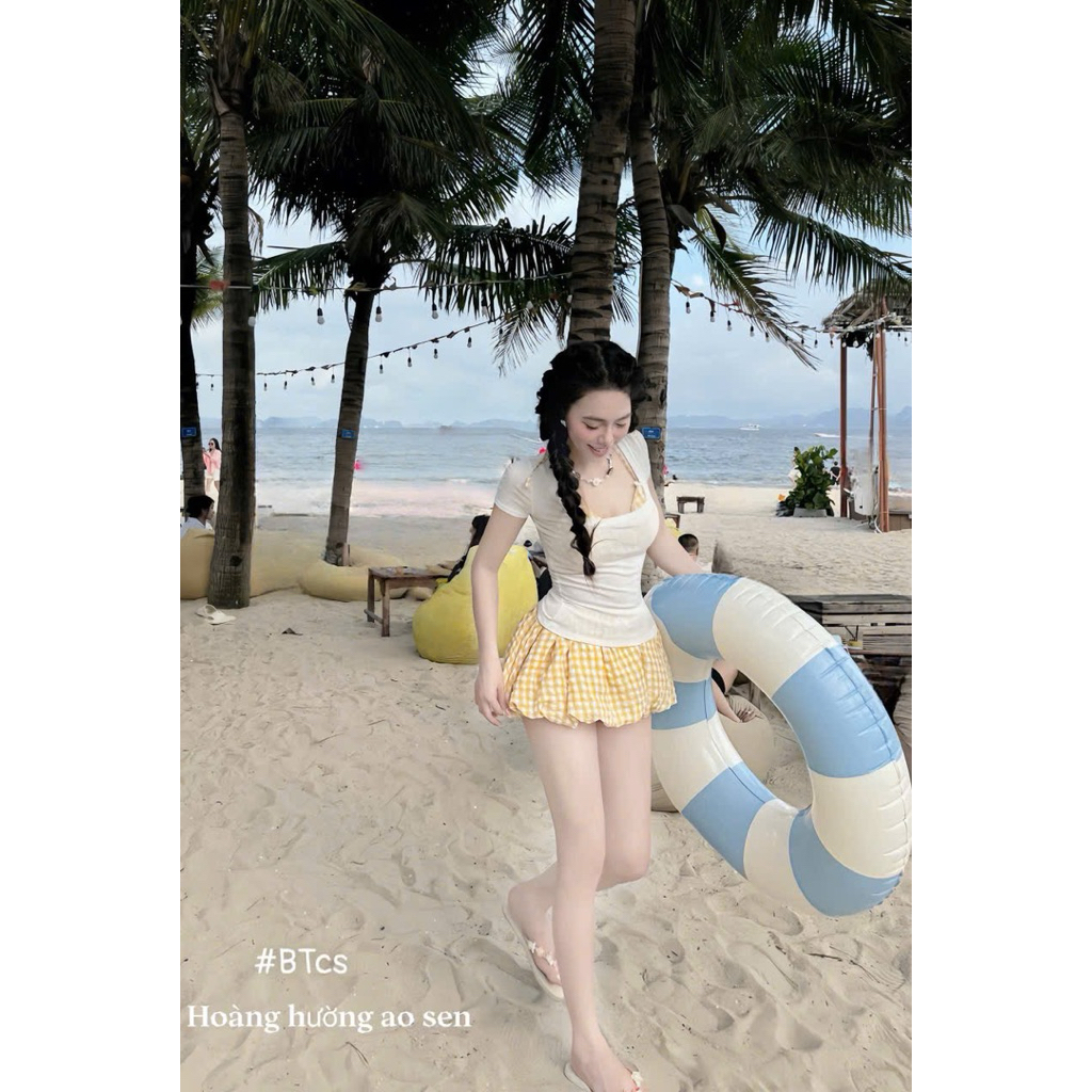 Set Bikini Áo Thun Tay Cộc + Áo Bra + Quần Bí Caro Đính Nơ Kieupham.shop | BigBuy360 - bigbuy360.vn