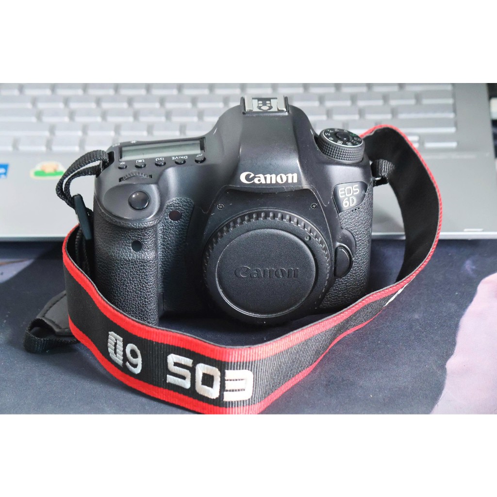 Máy ảnh Canon 6D full frame (Máy ngoại hình mới, đẹp, sensor đẹp ko tì vết) Tăng kèm lens - Máy ảnh Canon
