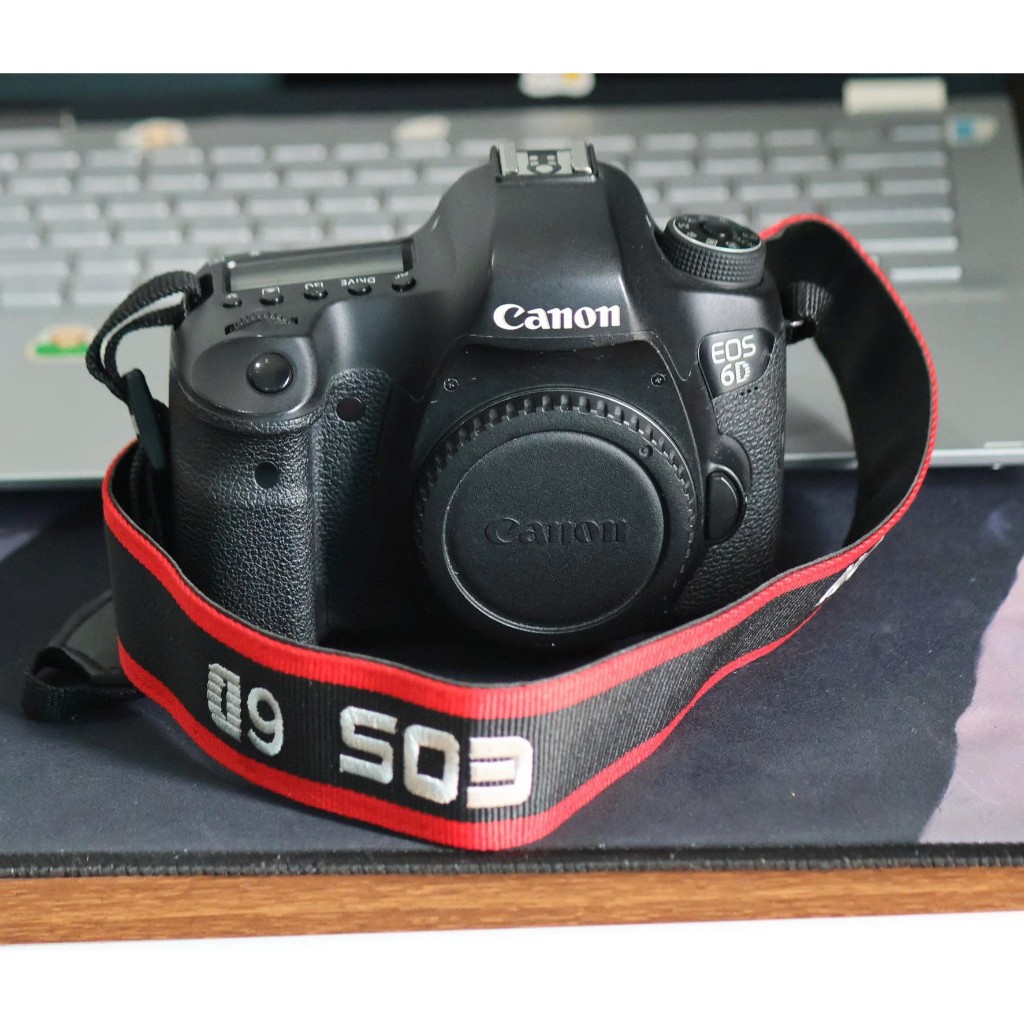 Máy ảnh Canon 6D full frame (Máy ngoại hình mới, đẹp, sensor đẹp ko tì vết) Tăng kèm lens