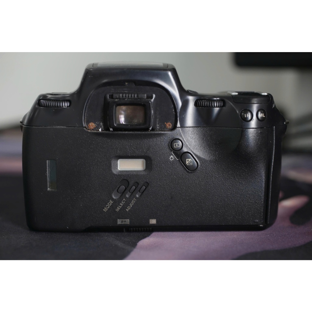 chiếc máy ảnh phim Pentax (bán lẻ body hoặc cả bộ)  (Hoạt động tốt - vui lòng tự tìm hiểu trước) - Máy ảnh