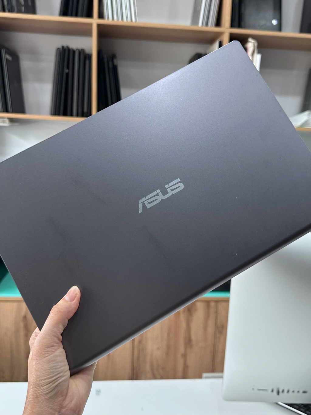 Laptop văn phòng Asus notebook P1412CE Core i5-1135G7 mạnh mẽ
