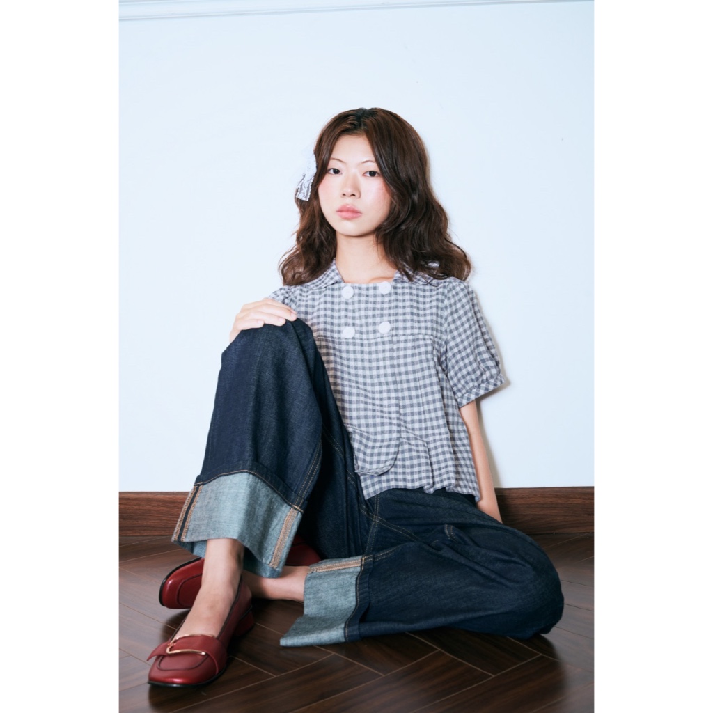 LIBÉ WORKSHOP - Quần jeans suông dài xắn gấu màu xanh dương đậm | BigBuy360 - bigbuy360.vn