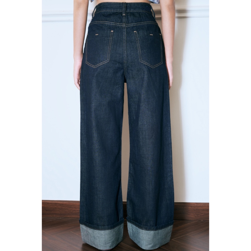 LIBÉ WORKSHOP - Quần jeans suông dài xắn gấu màu xanh dương đậm | BigBuy360 - bigbuy360.vn