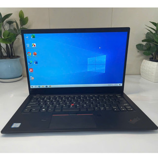 Lenovo ThinkPad X1 Carbon Gen 7 là chiếc ultrabook cao cấp, siêu mỏng nhẹ, bền bỉ và mạnh mẽ.