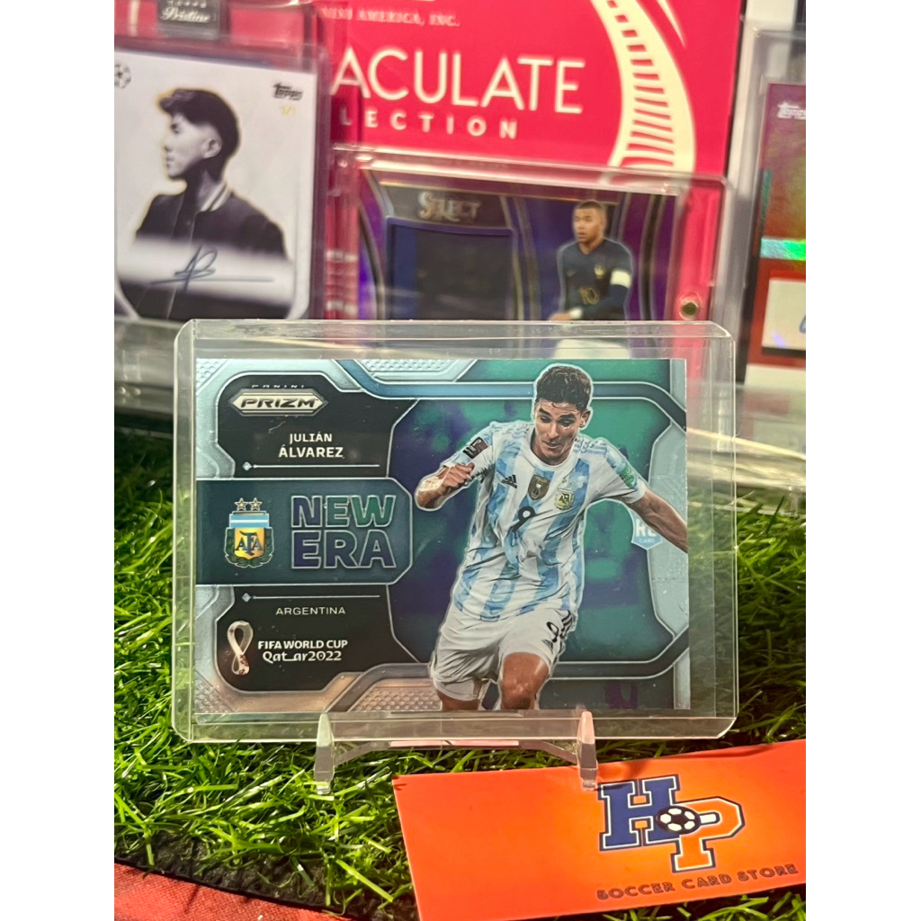 Thẻ bóng đá Julian Alvarez New Era Panini Prizm WC 2022