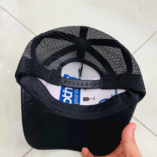 Nón kết, mũ lưỡi trai thêu hoạ tiết