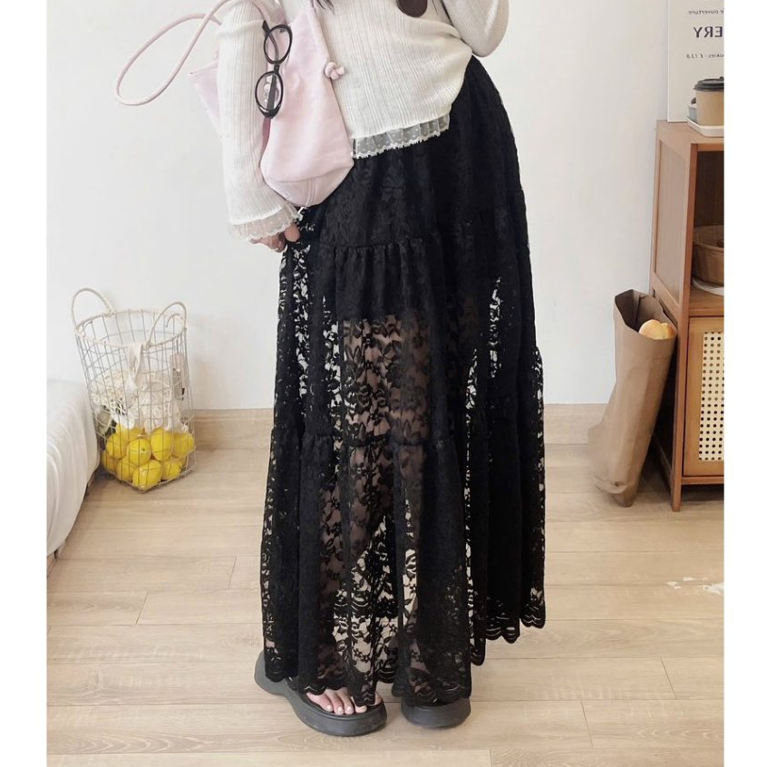 Chân Váy dài 2 lớp dày dặn dáng xòe phối ren hoa trẻ trung. Chân váy maxi ren hoa.