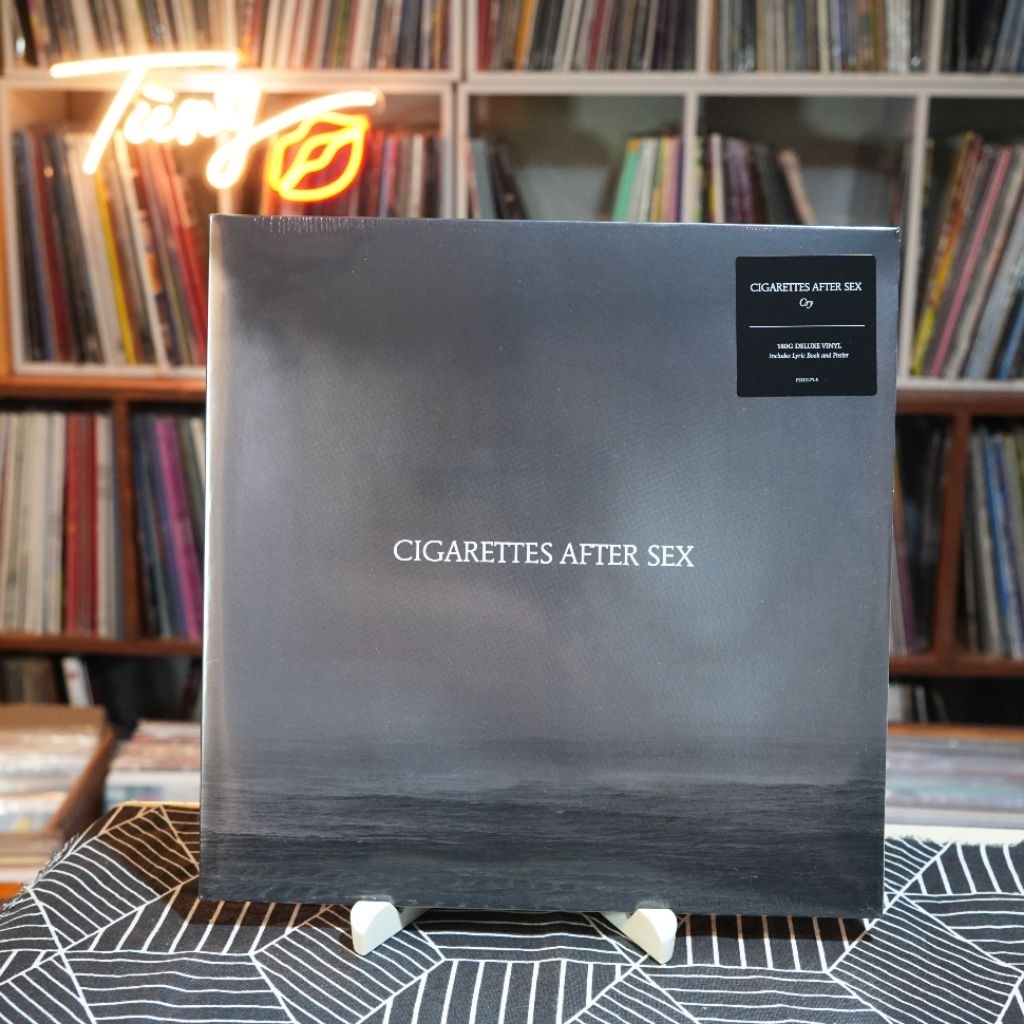 C.A.S. - Cigarettes After Sex - 'CRY'  Vinyl Đĩa Than brandnew