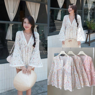 Áo Babydoll Cổ V viền Ren Thêu Hoa Nổi Tay Loe “Yoko top” form xoè