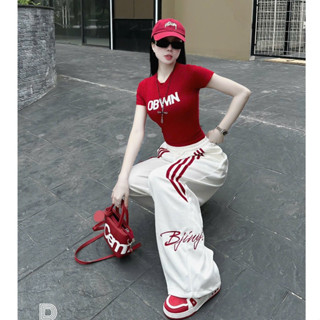 Set đồ nữ tiểu thư sang chảnh thể thao cá tính áo croptop cổ tròn tay ngắn phối quần suông dài ống rộng trẻ trung LONA