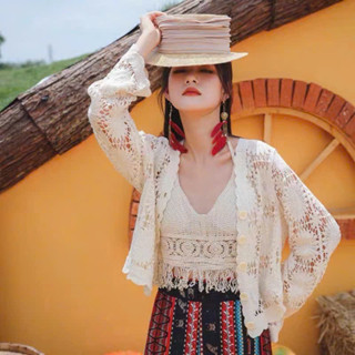 Áo khoác ren, áo ren lưới mỏng hình hoa cổ V cúc hàng QC màu kem trắng đi biển du lịch khoác ngoài áo váy dây - LAROSA