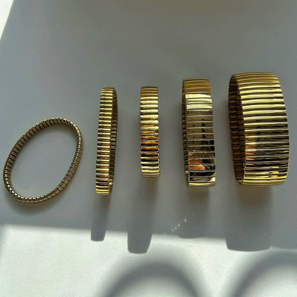 Vòng tay sọc titan - Olivia’s Stuff