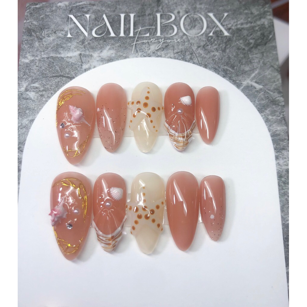 Nailbox biển tone nâu vẽ nổi tráng gương có sao biển (M007)