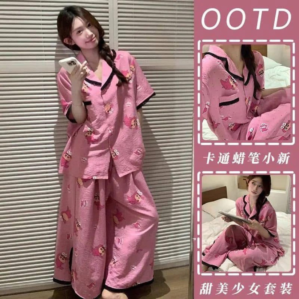 BỘ PIJAMA SHIN CHAN MÀU HỒNG VIỀN ĐEN
