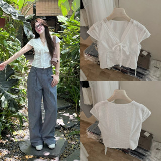 (ẢNH OLDSCHOOL) Áo ren xô boil dáng ôm nữ thắt nơ ngực tay hến CHEALIN TOP