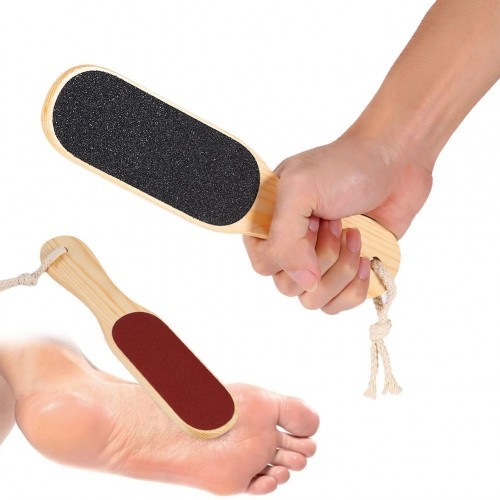 chà gót chân cán gỗ nhám 2 mặt