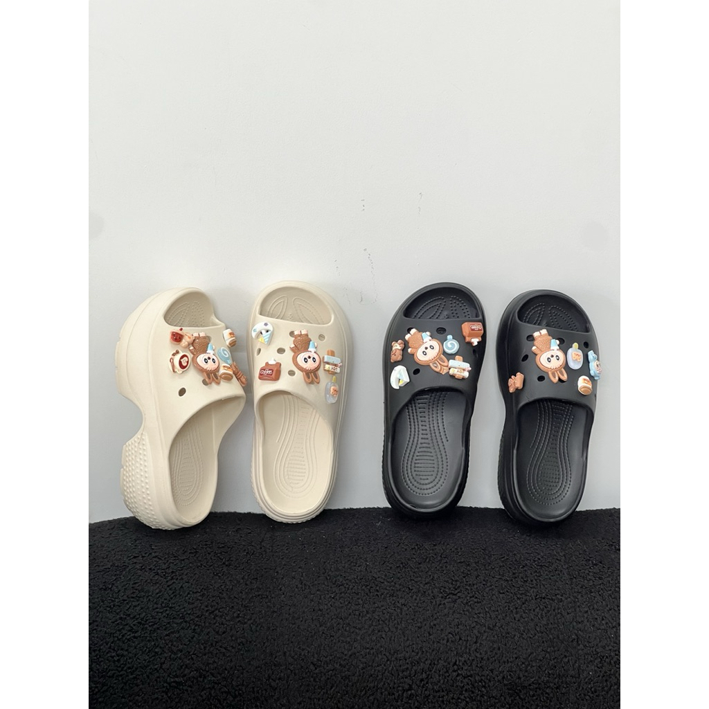 Sorami.Shoes | Dép bảng ngang đế dày kèm Charm, Dép đế độn Hot Êm