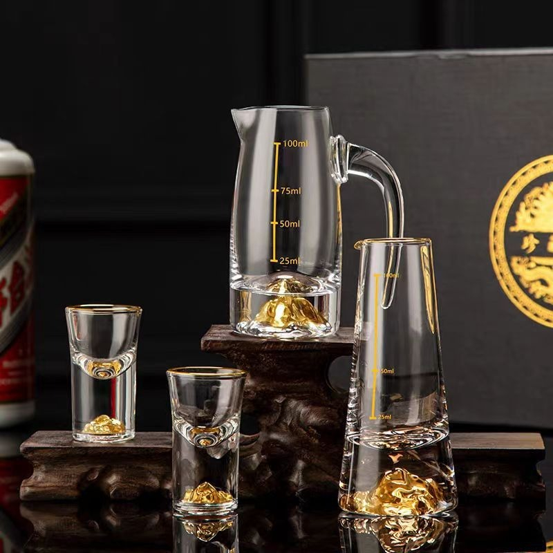 Bộ uống rượu hoàng kim (Ly 15ml, cốc 50ml -100ml, bình 100ml)