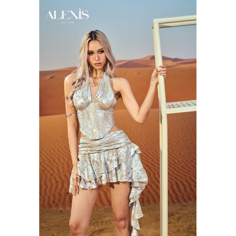 ALEXIS -  ARIANA SLIVER SET - Set Áo & Chân Váy Ánh Kim Hoa Nhũ Bạc Cổ V Tua Rua Y2K