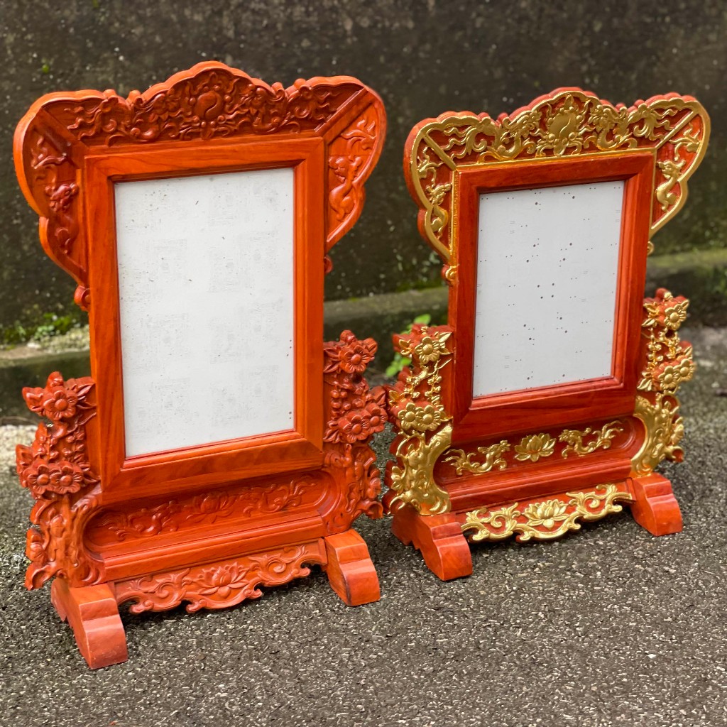 Khung ảnh thờ hoa mai,Khung hình thờ mai gỗ gõ 2 cỡ ảnh 21x31 và 25x35