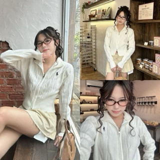 [Sẵn] Áo khoác len Croptop thêu ngựa vặn thừng hàng quảng châu