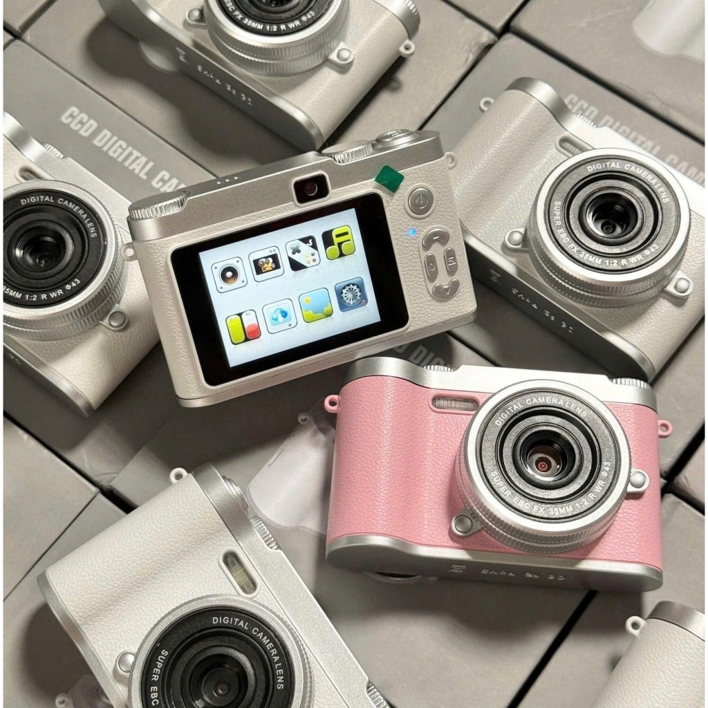 Máy Ảnh Mini 512gb CCD Kĩ Thuật Số Retro 4K Thời Trang Chụp Ảnh, Quay Phim, Chơi Game Phù Hợp Đi Chơi Du Lịch Đủ Phụ Kiệ