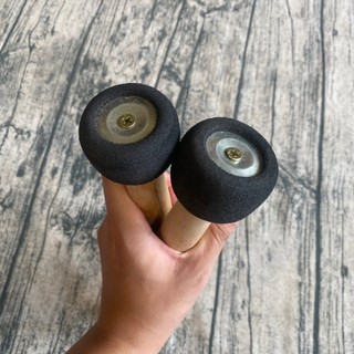 Dùi trống cái đội bọc đệm đen dùng cho trường học