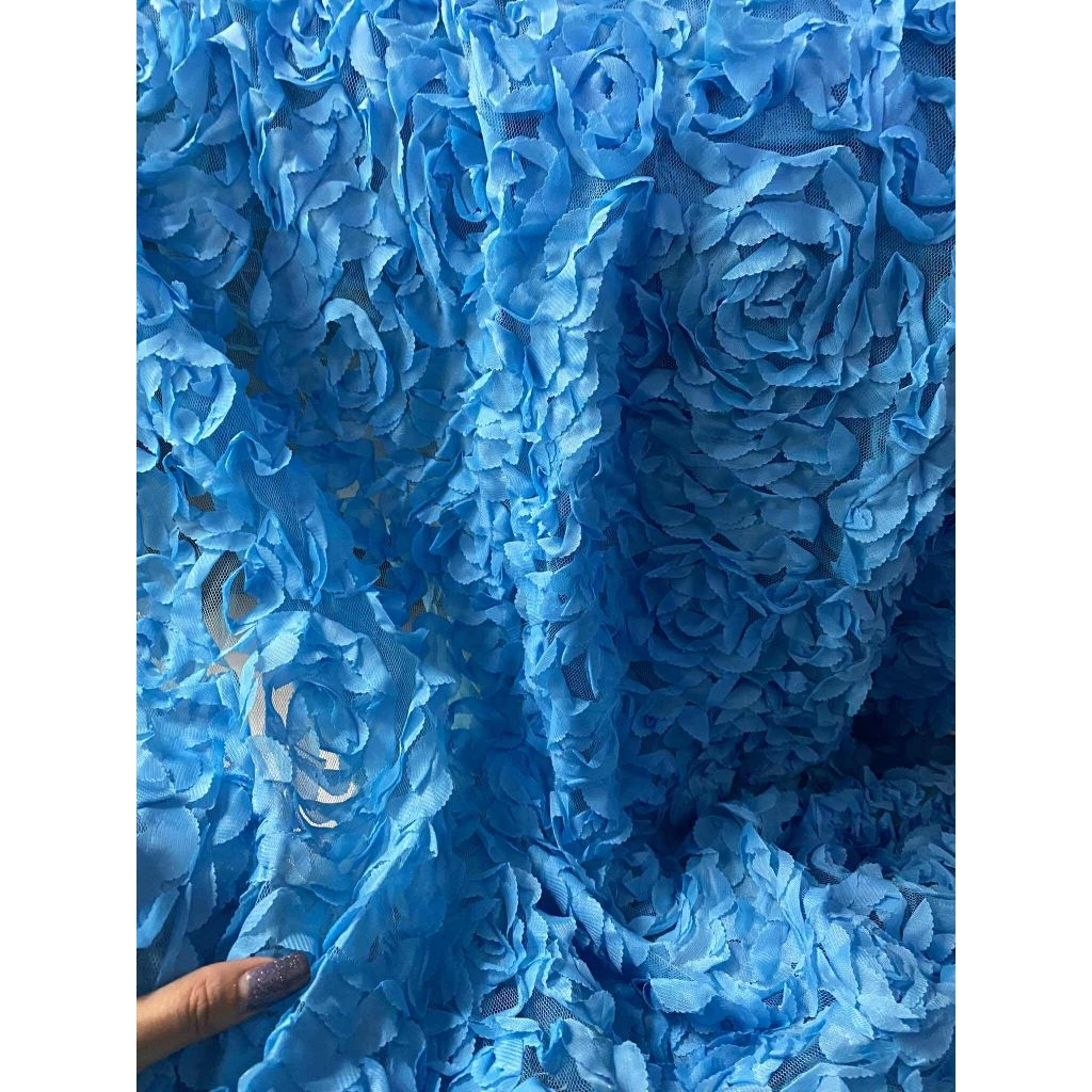 🌹 VẢI HOA HỒNG 3D CAO CẤP 🌹Chất vải lưới phối hoa hồng nổi 3D đẹp mắt, sắc nét, sang trọng.Khổ vải: 