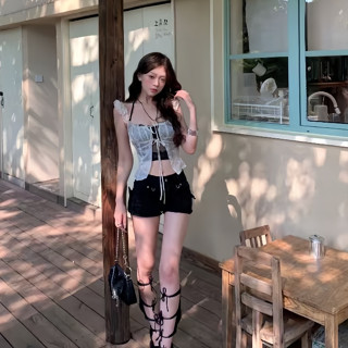 Áo kiểu đi chơi, Áo Chấm Bi Phối Ren Thiết Kế Cổ Yếm Phong Cách Sang Chảnh Dễ Phối Đồ Mặc Hè, Đi Du Lịch, Đi Chơi