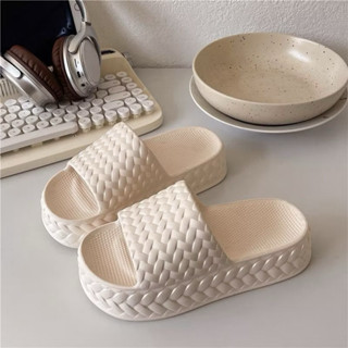 Dép quai ngang nữ, Dép bánh mì nữ đế xuồng tôn dáng chất eva mẫu mới 2025