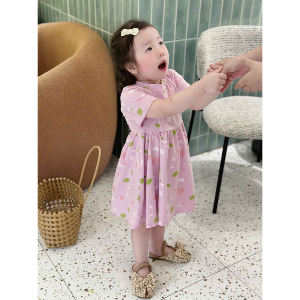 Váy bé gái- Váy bé gái cổ hải quần cho bé từ 1 tuổi đến 5 tuổi
