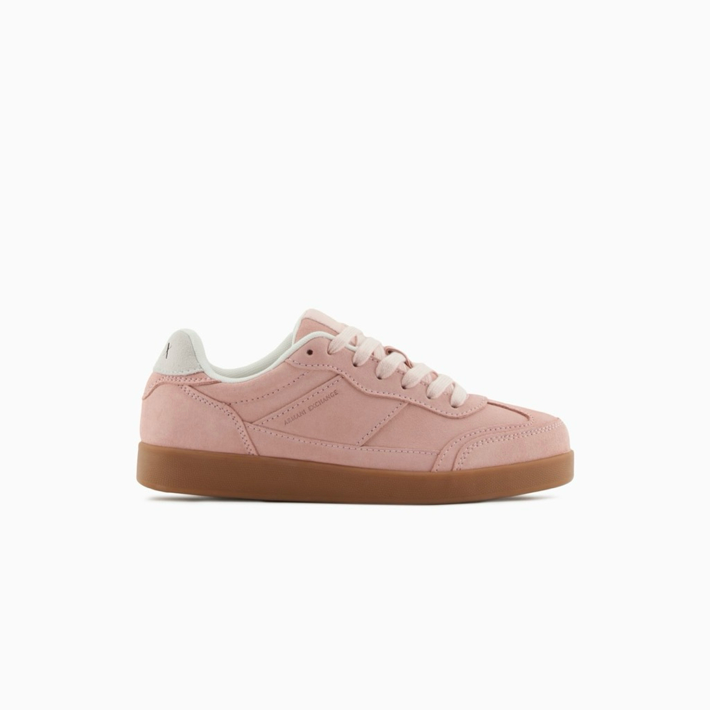 [Chính Hãng] Giày Sneaker Nữ Armani Exchange A|X Hồng Pastel – Da Lộn Mềm, Đế Gum Cổ Điển Dễ Phối