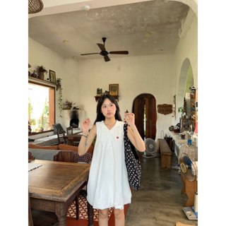 Đầm phồng dáng suông cổ polo không tay (có nón sau) THE C.I.U - Indie Dress