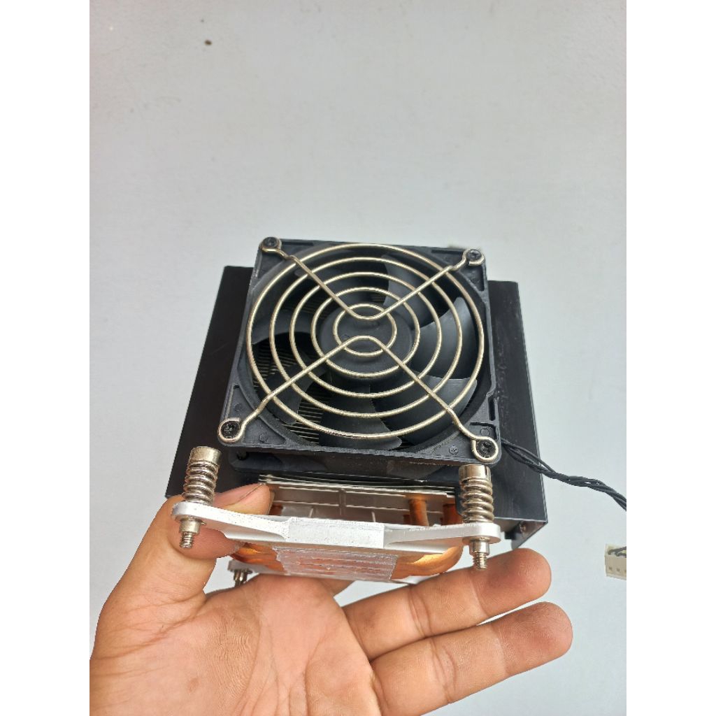 Heatsink - Tản nhiệt CPU tháo HP Workstarion Z440 dùng cho socket 2011 2066 chân ốc vuông 80x80mm - 