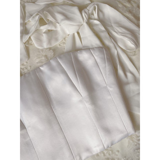 LAUREN CROPTOP - Áo lụa đan dây