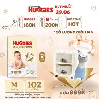Tã quần Huggies Skin Perfect Mega Jumbo M98+4/ L88+4/XL72+4/XXL64+4 với 2 vùng thấm giảm kích ứng da