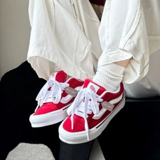 Giày Thể Thao K.nu Vải Nam Nữ, Giày Đen Vạch Trắng Nam Nữ Dễ Phối Đồ - UNI