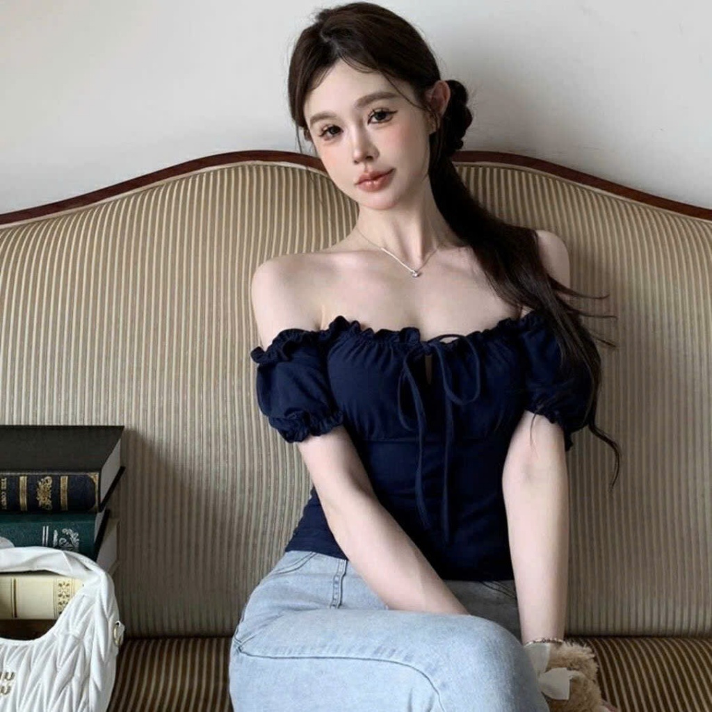 Áo croptop trễ vai nơ cổ phong cách tiểu thư mặc được 2 kiểu | BigBuy360 - bigbuy360.vn